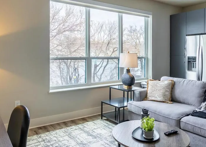Landing Modern With Amazing Amenities